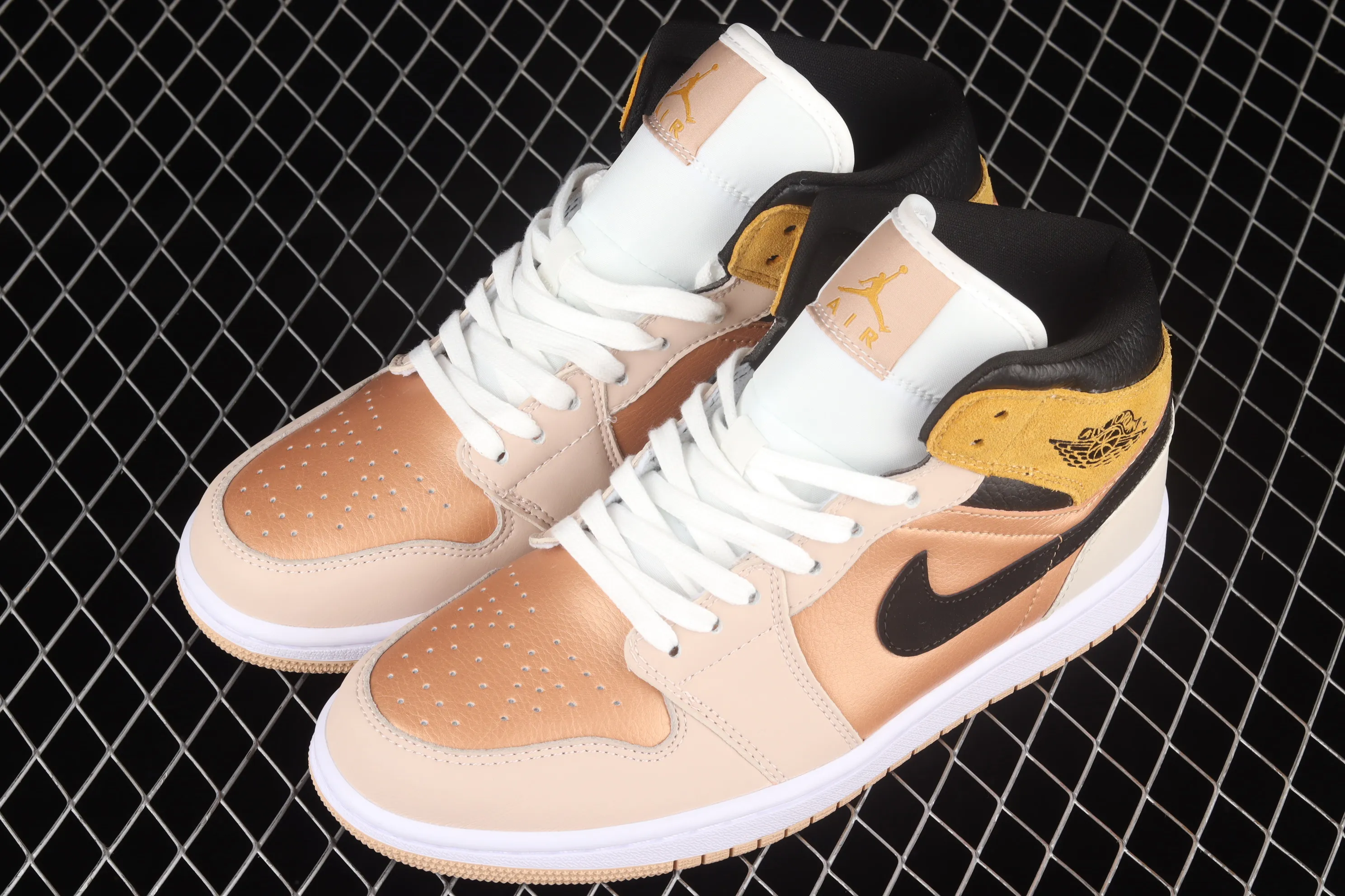 All Categories Air Jordan Jordan Series Basketball Shoes Air Jordan 1 Mid Different Versions Air Jordan 1 Mid SE "Particle Beige" AJ1 Qiao 1 Rock Tea Bronze China Basketball Shoes DD2224-200